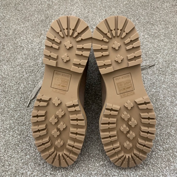 New in box Dolce Vita Booties With Fur Detail - Picture 5 of 6